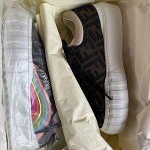 Fendi FF Jacquard Rainbow Low-Top Sneakers size 37 authentic!